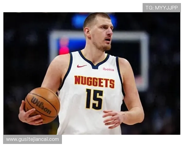 霍华德赞约基奇风格独特称其为历史最佳中锋之一